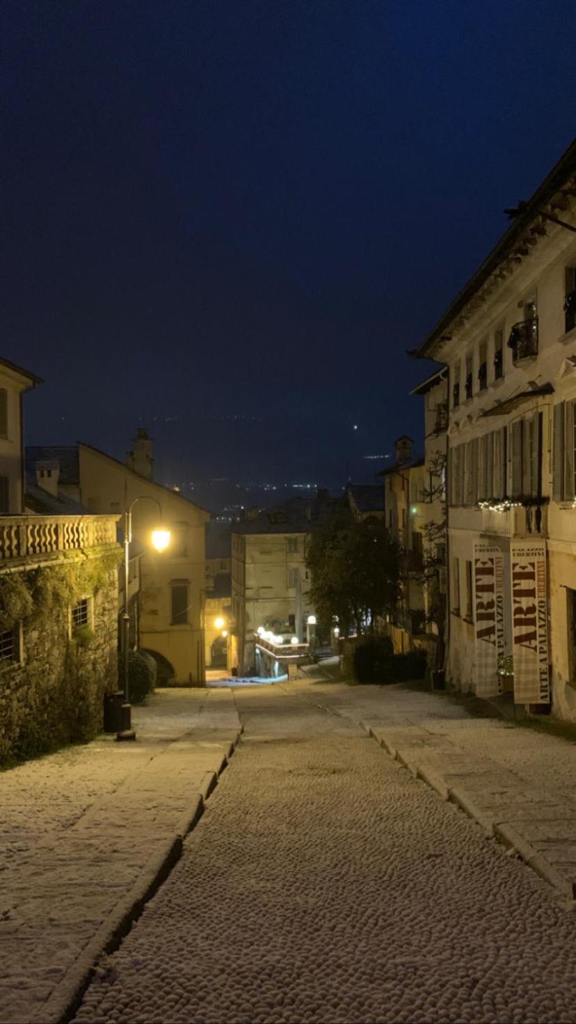 -Ortaflats- Appartamento L'Angolo Orta San Giulio Bagian luar foto